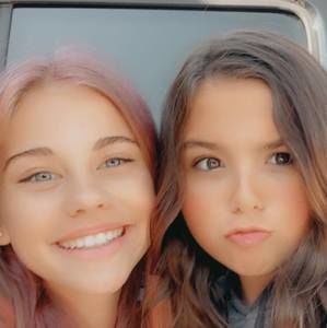 Meet your Posher, Riley